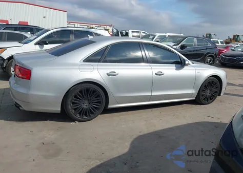 2014 Audi S8 4.0T z USA, uszkodzony, nr VIN WAUD2AFD7EN003190